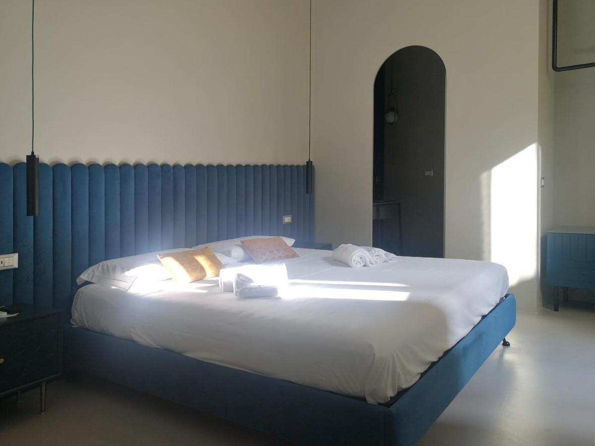 Luciani 33 Luxury Rooms Salerno Exterior foto