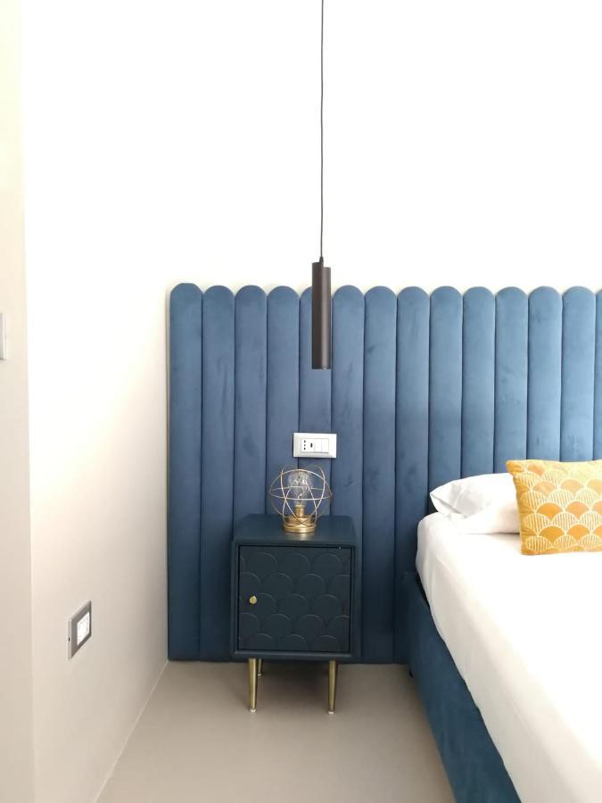 Luciani 33 Luxury Rooms Salerno Exterior foto