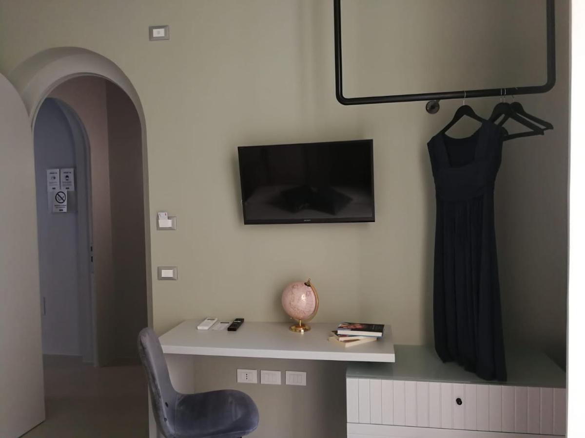 Luciani 33 Luxury Rooms Salerno Exterior foto